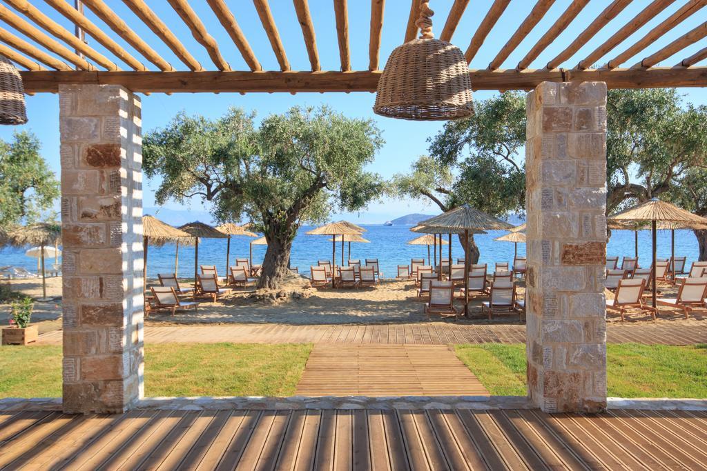 By The Sea Luxury Suites Лименас Екстериор снимка